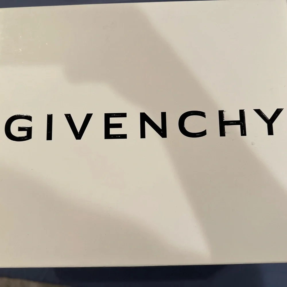 NWT Authentic Men’s Givenchy Sneakers sz 12 - Picture 5 of 5